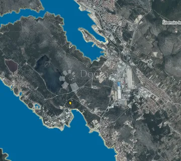 PODSOLARSKO- ZEMLJIŠTE BLIZU MORA - cover