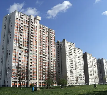 Svijetao trosoban stan s lođom 65m2, Srednjaci, Braće Domany - cover