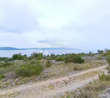 POLJOPRIVREDNO ZEMLJIŠTE ZUBATNJI RATANAC, MILNA - cover