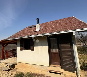 Vikendica s vinogradom - Oaza mira - cover