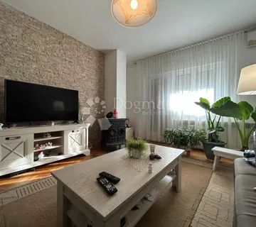  STAN 3S+DB SA VRTOM I GARAŽOM - cover