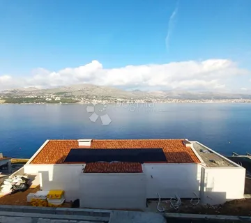 VILA 7 U IZGRADNJI, OKRUG DONJI - cover