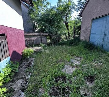 PRODAJE  SE KUĆA U CENTRU GOSPIĆA !!!! - cover