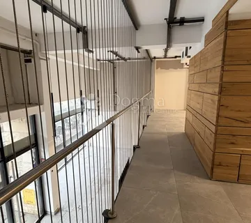 Najam poslovnog prostora 350m2, Kvaternikov trg  - cover