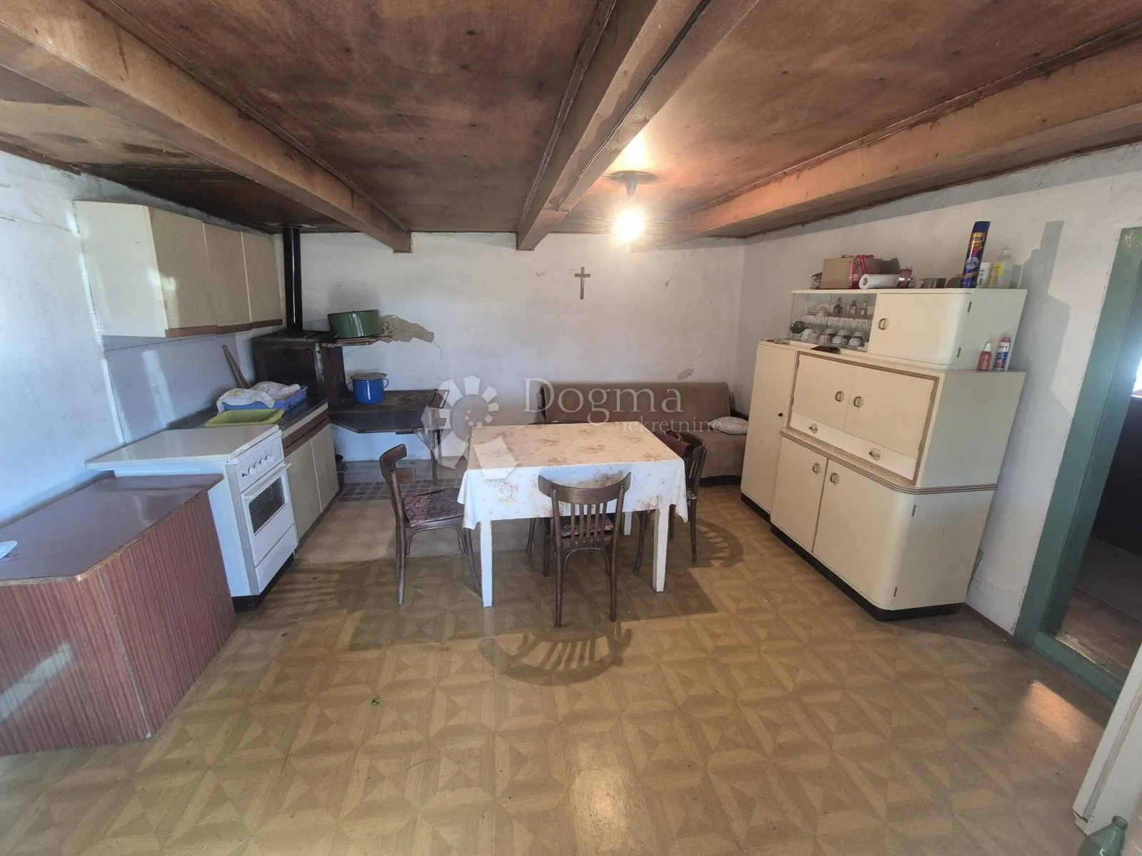 Šarmantna etno kućica s velikim zemljištem u srcu Hrvatskog zagorja – Gornjoj Stubici - cover