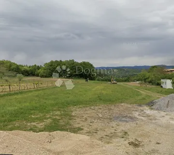 Zemljište u građevinskoj zoni Draguć-Zajerci - cover