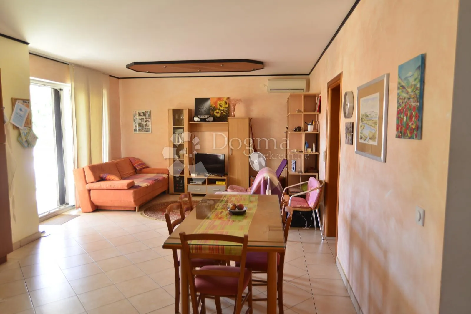 UVALA SOLINE APARTMAN NA 100 M OD MORA - cover