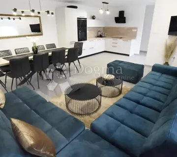 Luksuzna kuća na Drenovi - cover