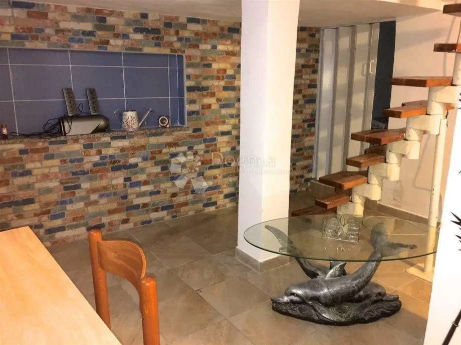 Apartman 68m2 u centru Crikvenice - cover