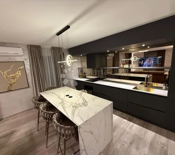 NOVOGRADNJA DIZAJNERSKI STAN S POGLEDOM NA MORE - cover