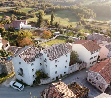 ŽMINJ – započeta rekonstrukcija kamene zgrade s dvorištem - cover
