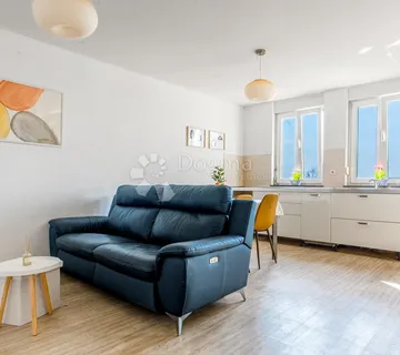 Najbolji stan  na Viškovu - cover