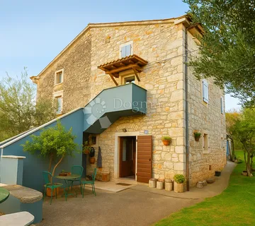 Tradicionalna istarska kuća u blizini Poreča - cover