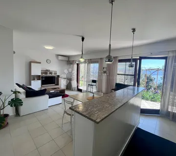 OPATIJA – STAN ZA NAJAM S OKUĆNICOM I POGLEDOM NA MORE - cover