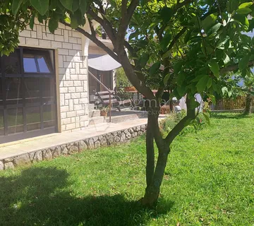 Stambeno poslovni objekt Marinići - cover