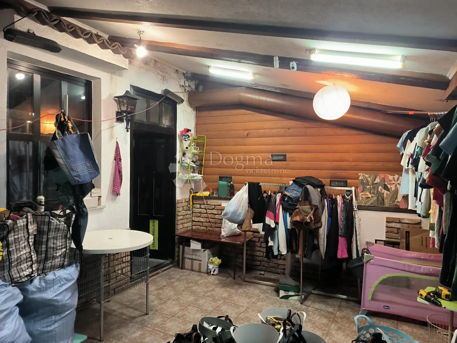 Poslovni prostor Rijeka - 46.11 m246,14 - cover