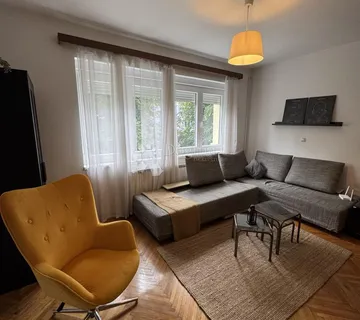 VRHUNSKA LOKACIJA - TOP PRILIKA  - cover