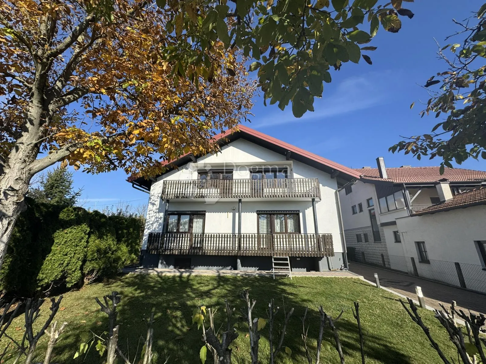 Kuća sa dvije stambene jedinice - cover