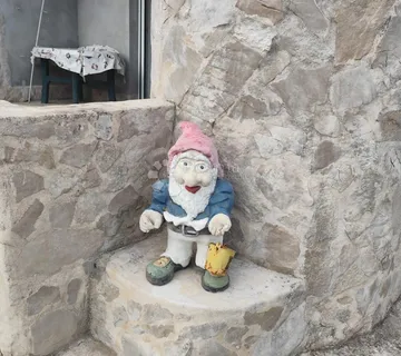 Ugodna obiteljska kuća  - cover