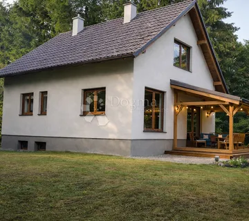 GEROVO | Kuća na rubu šume – privatni retreat u srcu Gorskog kotara - cover