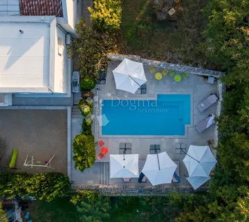 ISTRA -  Kuća s bazenom - cover