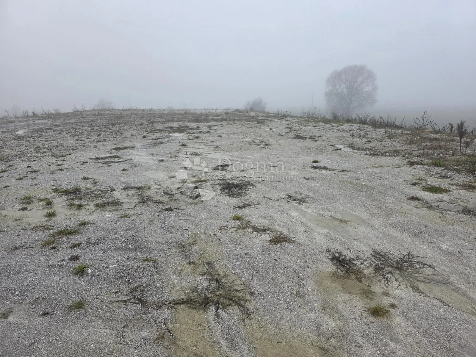 Građevinsko zemljište 2.279m² u Zlataru uz glavnu cestu - cover