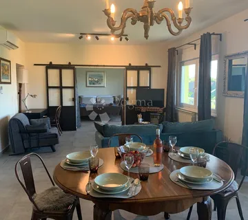 KRASAN 3S+DB STAN ZA NAJAM U KOSTRENI - cover