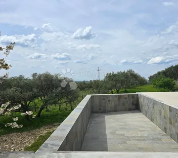 Istarska vila s panoramskim otvorenim pogledom prema moru - cover