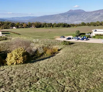 IDEALNA PRILIKA! Građevinsko zemljište 6km od mora!  - cover