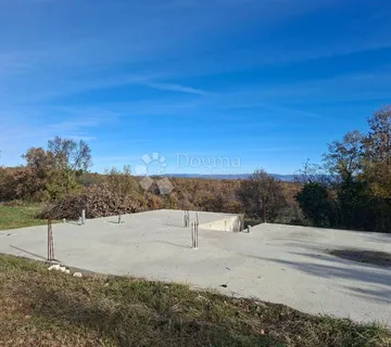 Građevinsko zemljište sa dozvolom i projektom - cover