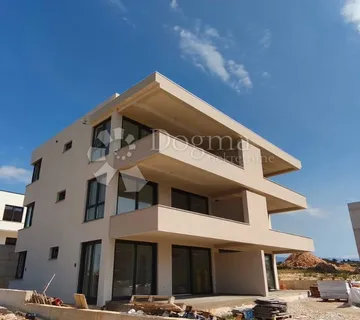 Povljana, Pag - S1 u novogradnji s dvorištem - cover