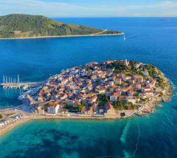 PRIMOŠTEN- MODERAN STAN NA TOP LOKACIJI  - cover