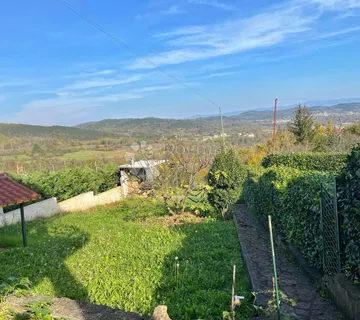PAZIN, OBITELJSKA KUĆA U CENTRALNOJ ISTRI - cover