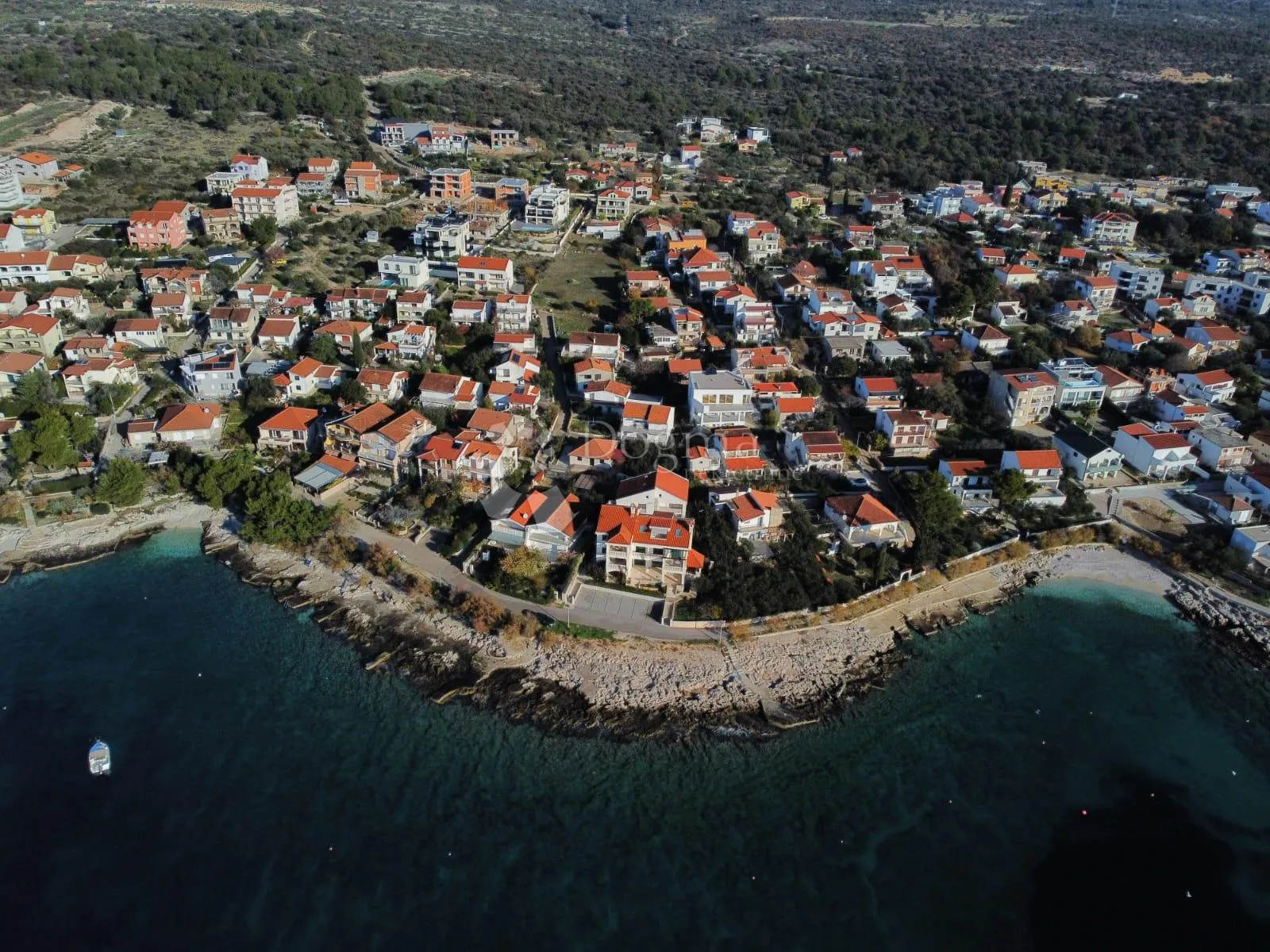 ROGOZNICA- PRIZEMLJE NA ODLICNOJ LOKACIJI s3 - cover