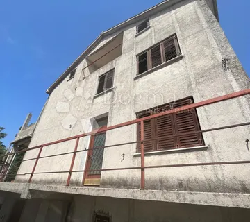 Zamet, obiteljska kuća na 4 etaže - cover