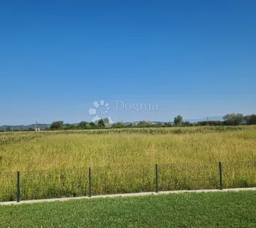 Građevinsko zemljište poslovna zona Oroslavje - cover