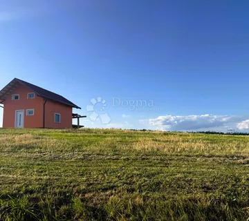 Investicijska prilika: 9694 m² zemljišta i kuća u izgradnji - cover