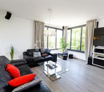 Lijepi stan na Vrhovcu - 4 soban 82,65m² +dvosoban 40m²  - cover