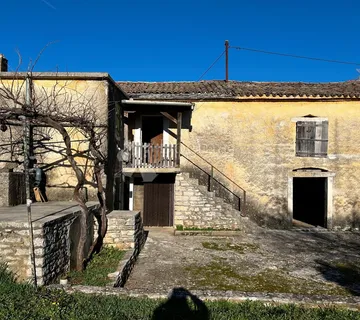 KANFANAR – kamena kuća s lijepom osunčanom okućnicom - cover