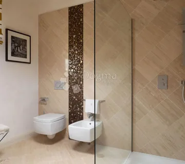 LUKSUZNA VILLA U ELITNOM NASELJU NADOMAK MORA - cover