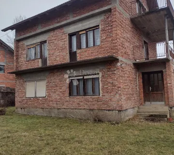 Čvrsta kuća od sitne cigle - cover