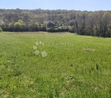 GRAĐEVINSKO + POLJOPRIVREDNO ZEMLJIŠTE, OKOLICA LABINA - cover