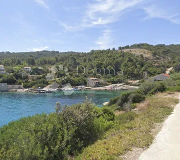 Kuća za renovaciju ili gradnju nove vile, 50 m od mora - cover