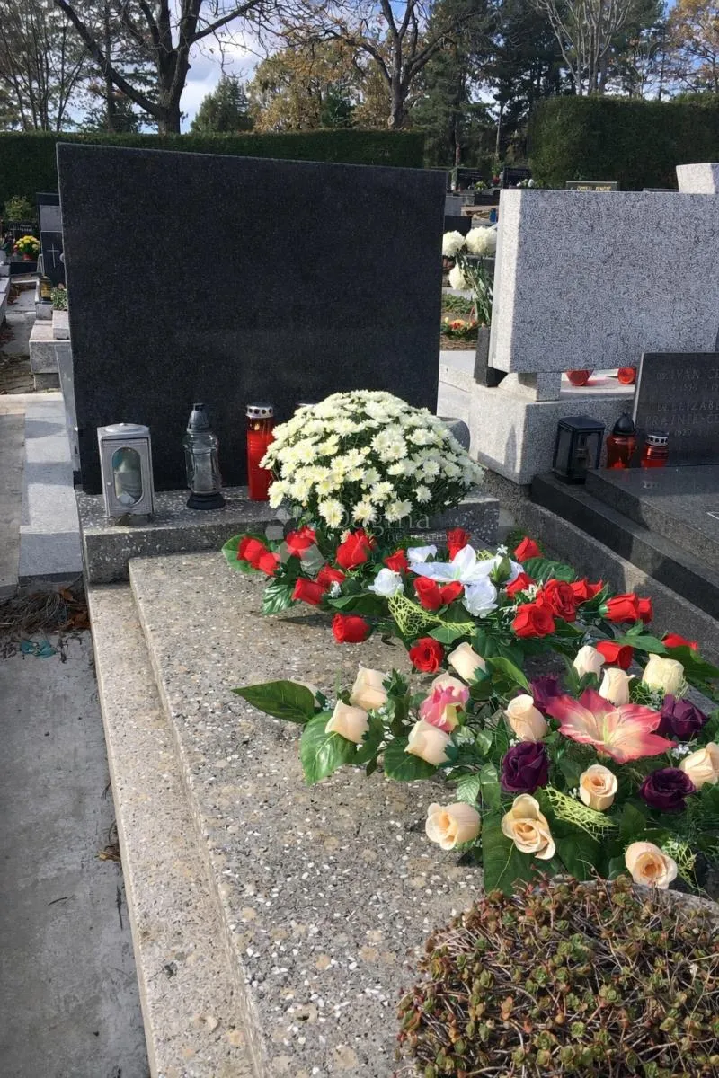 Prodaja grobnog mjesta, groblje Mirogoj - cover