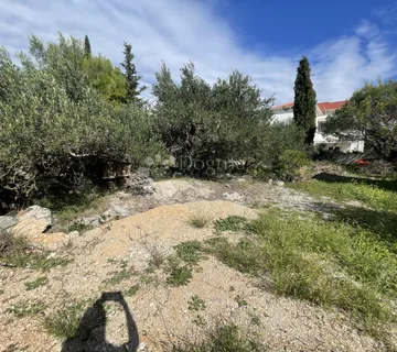 GRAĐEVINSKI TEREN 400 M² - BRODARICA, ŠIBENIK - cover