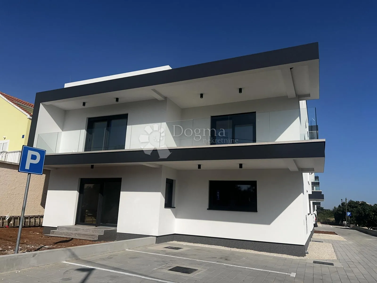 PRIVLAKA CENTAR PRODAJE SE APARTMAN A3 98,10 m2 - cover