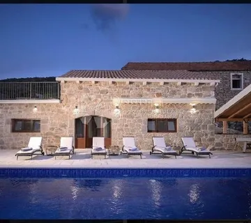 KUĆA SA BAZENOM DOL,140M2 - cover