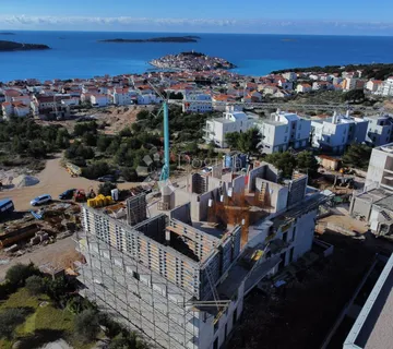 PRIMOŠTEN- NOVOGRADNJA S DIZALOM, TOP POGLED A2 - cover