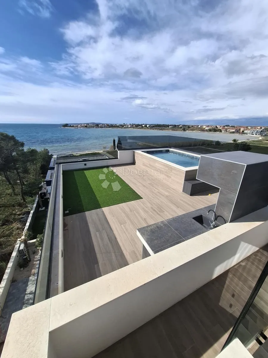 Penthaus uz more- Privlaka - cover