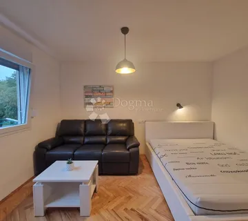 Drenova, odlična garsonjera! - cover